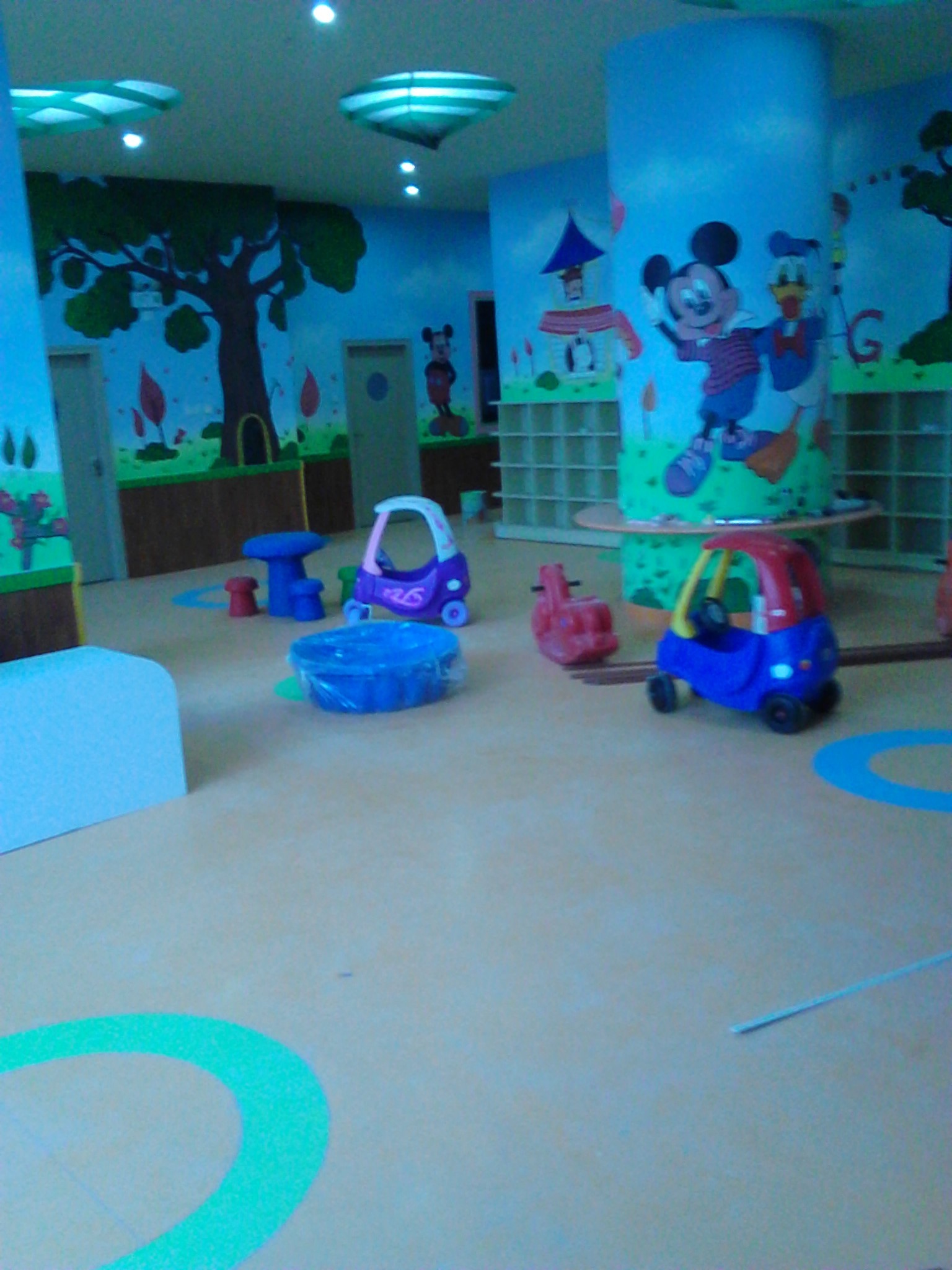 绵阳同立悦城幼儿园塑胶地板工程